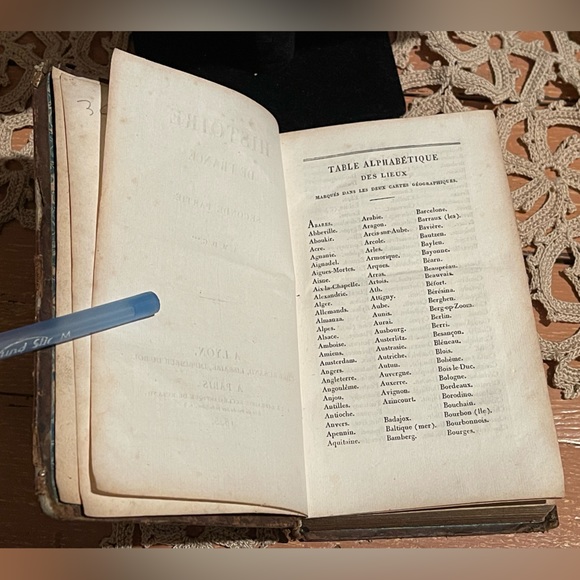 RARE 1825 French Book Histoire History w/Fantastic PULL OUT MAP Cours D’histoire - Picture 8 of 16